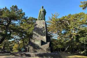 Ryoma statue, Katsurahama